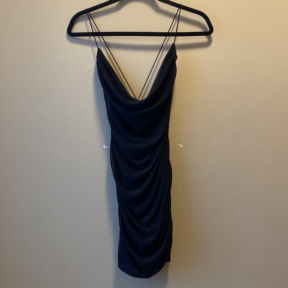 ✨BRAND NEW✨ GARAGE BLACK MESH RUCHED CAMI FITTED DRESS WITH THIN ELASTIC STRAPS - Picture 4 of 9